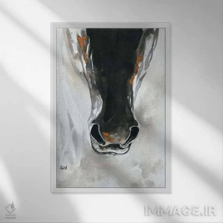 تابلو دکوراتیو بینی اسب تیره رنگ اثر آپریل موفات - نمای قابدار سفید