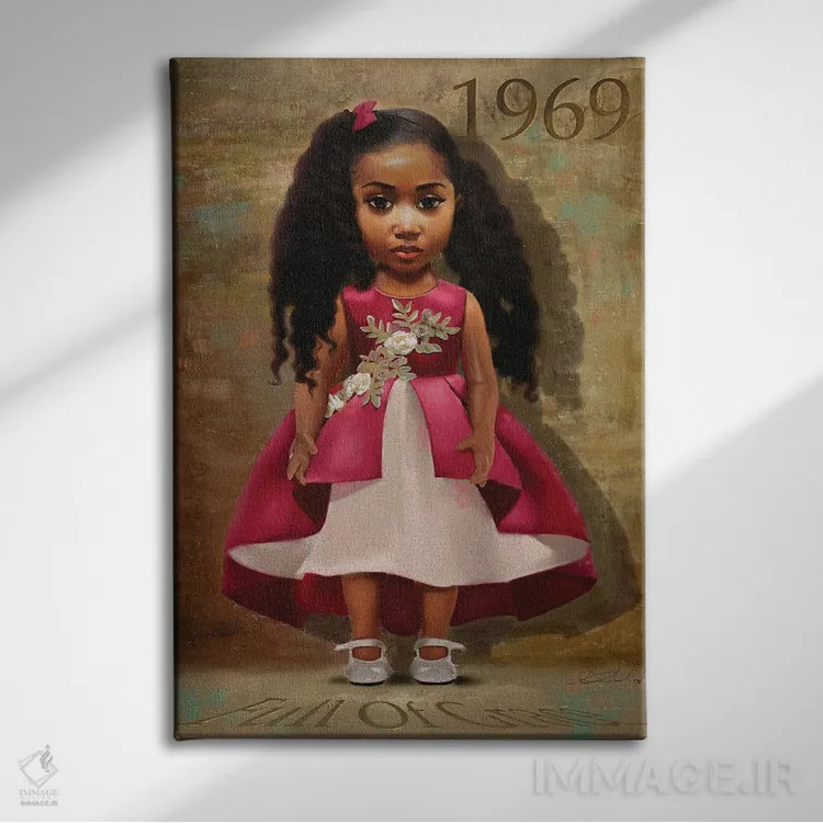 تابلو دکوراتیو آنیک اثر سلام محمد - نمای روبهرو روی دیوار