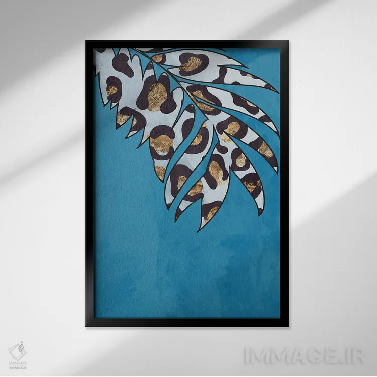 تابلو مینیمال برگ با نقش پلنگی آبی اثر سارا مانوفسکی - نمای قابدار مشکی