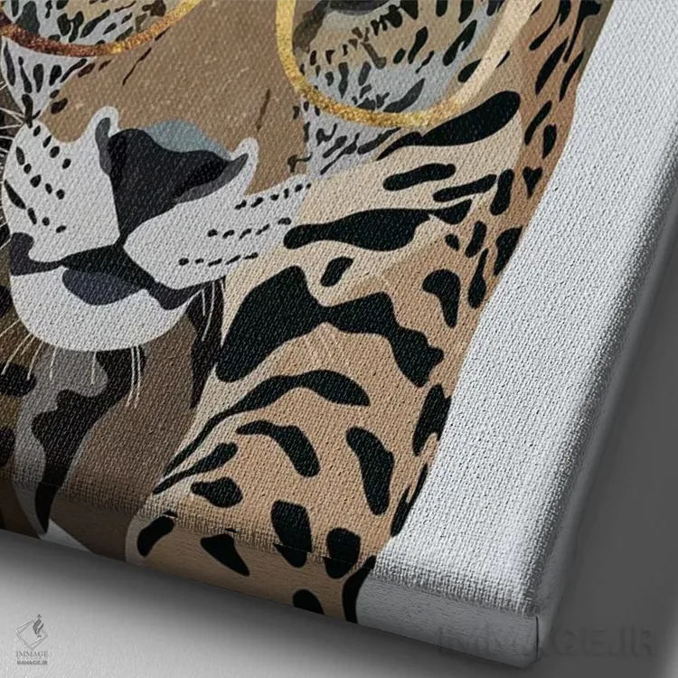 تابلو دکوراتیو پلنگ کنجکاو با عینک اثر سارا مانوفسکی - نمای نزدیک بافت بوم