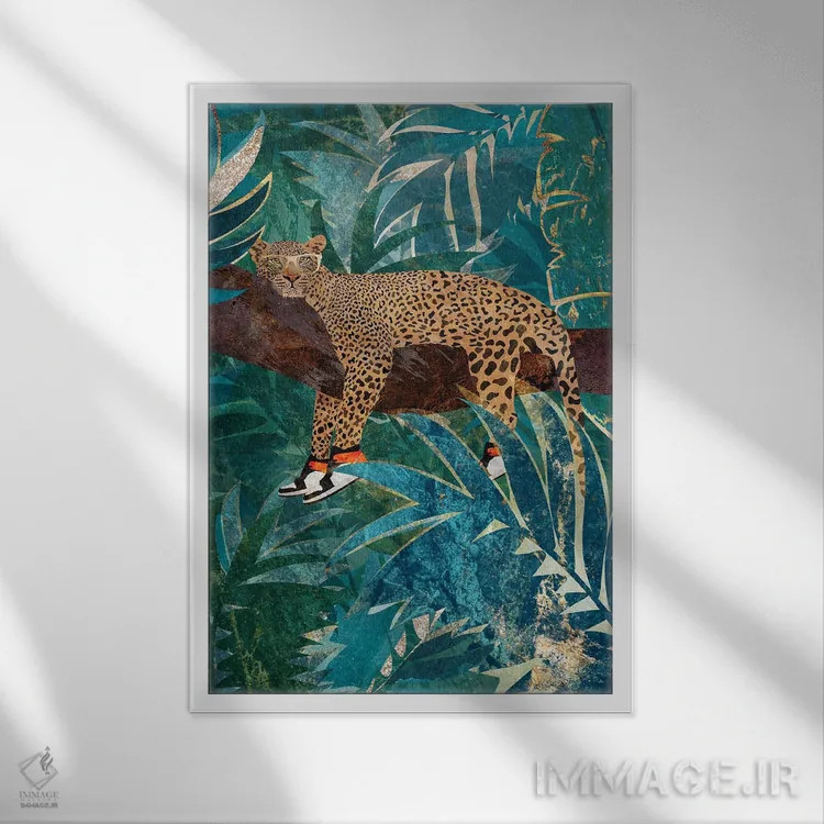 تابلو دکوراتیو پلنگ با کفش ورزشی اثر سارا مانوفسکی - نمای قابدار سفید