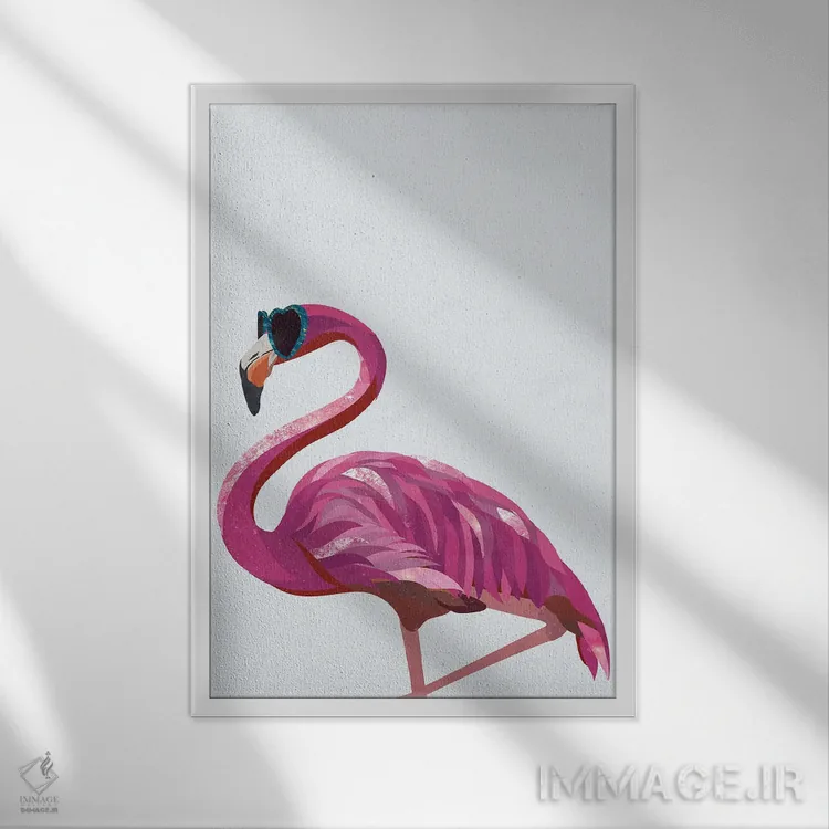 تابلو دکوراتیو فلامینگو با عینک قلبی اثر سارا مانوفسکی - نمای قابدار سفید