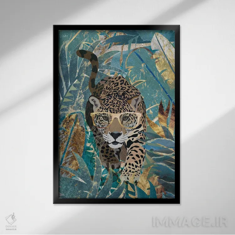 تابلو دکوراتیو پلنگ کنجکاو در جنگل اثر سارا مانوفسکی - نمای قابدار مشکی