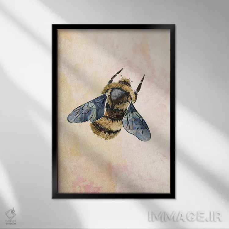 تابلو دکوراتیو زنبور آبرنگی فلزی ۲ اثر سارا مانوفسکی - نمای قابدار مشکی