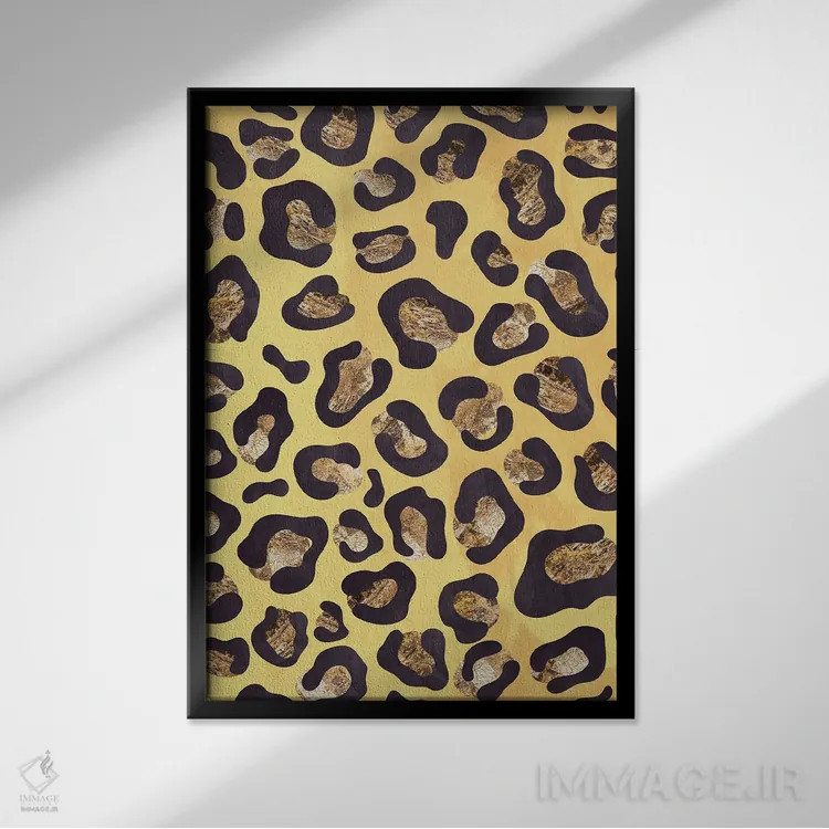 تابلو دکوراتیو نقش پلنگی زرد طلایی اثر سارا مانوفسکی - نمای قابدار مشکی