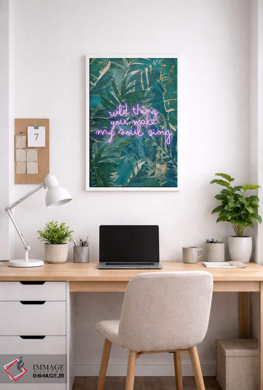 تابلو دکوراتیو جنگل نئونی، موجود وحشی ۱ اثر سارا مانوفسکی - D2W