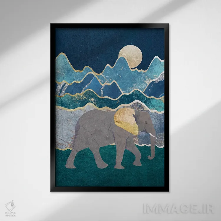 تابلو مدرن فیل باشکوه در حال قدم زدن در نور ماه اثر سارا مانوفسکی - نمای قابدار مشکی