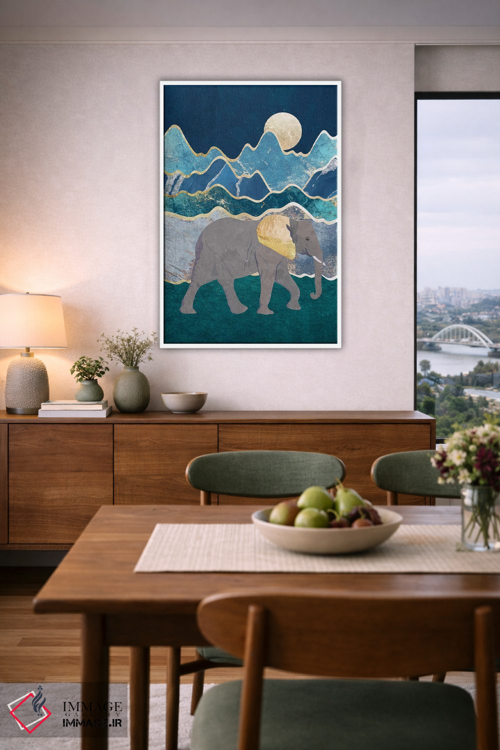 تابلو مدرن فیل باشکوه در حال قدم زدن در نور ماه اثر سارا مانوفسکی - D5W