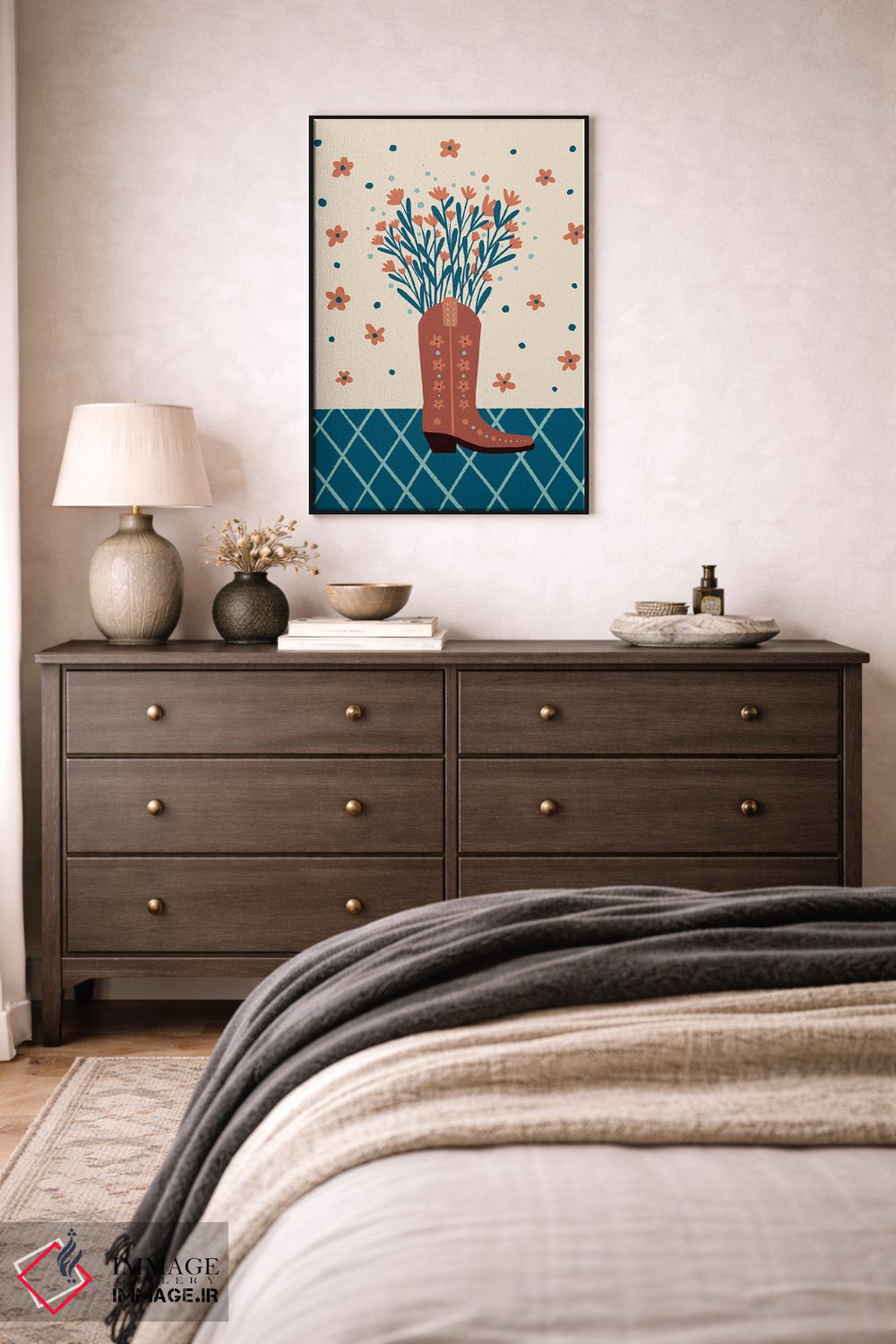 تابلو دکوراتیو چکمه کابویی با گل ها اثر آنجلا مینکا - D5B