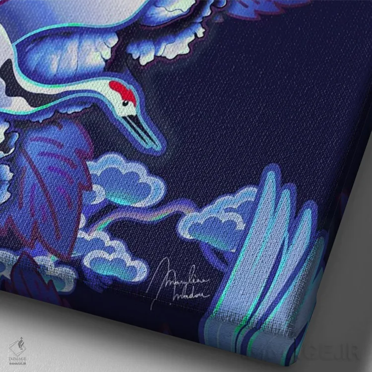 تابلو دکوراتیو درناهای ژاپنی نیلی اثر مریلین مدو - نمای نزدیک بافت بوم