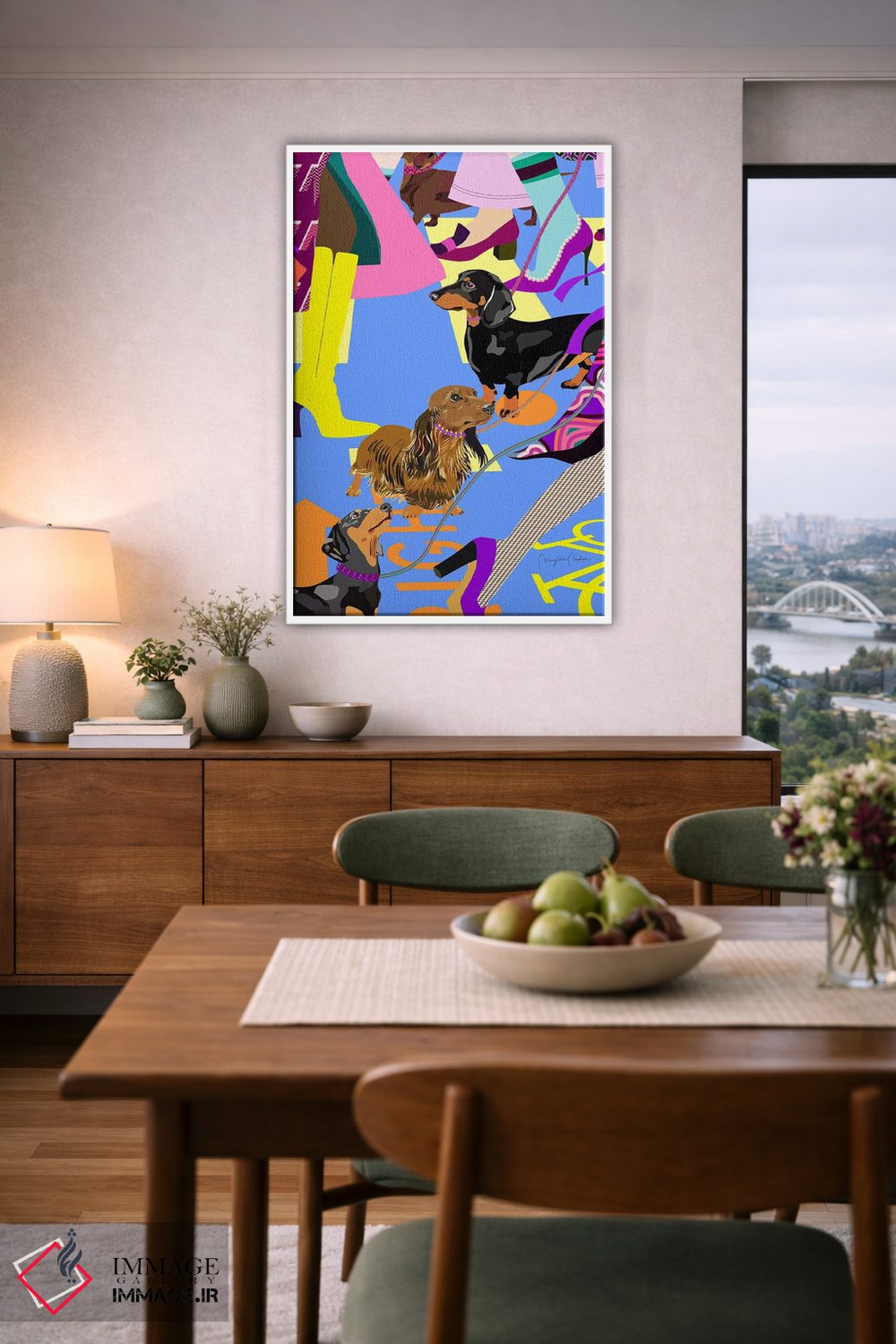 تابلو دکوراتیو دختران مد و سگ های داشهوندشان در عبور خیابان اثر مریلین مدو - D6W