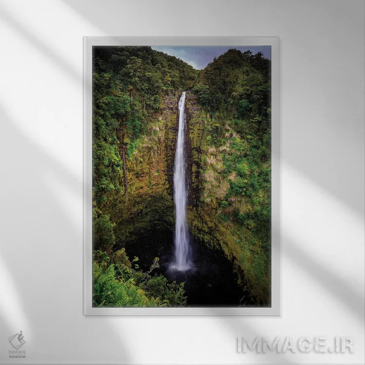 تابلو دکوراتیو آبشار آکاکا اثر شین مایرز - نمای قابدار سفید