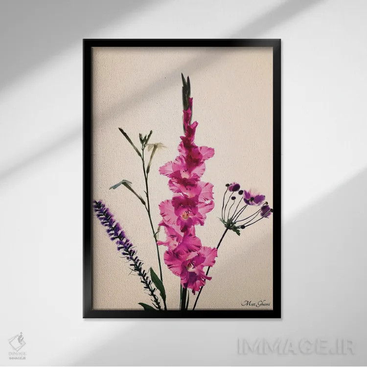 تابلو دکوراتیو آویانا اثر ماز غنی - نمای قابدار مشکی