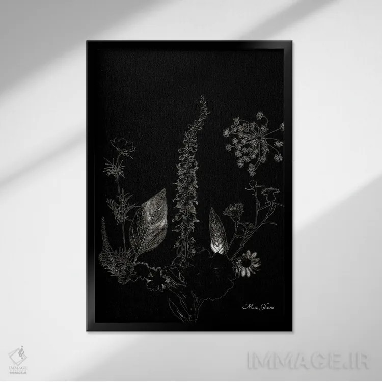 تابلو دکوراتیو شبح در بذر اثر ماز غنی - نمای قابدار مشکی