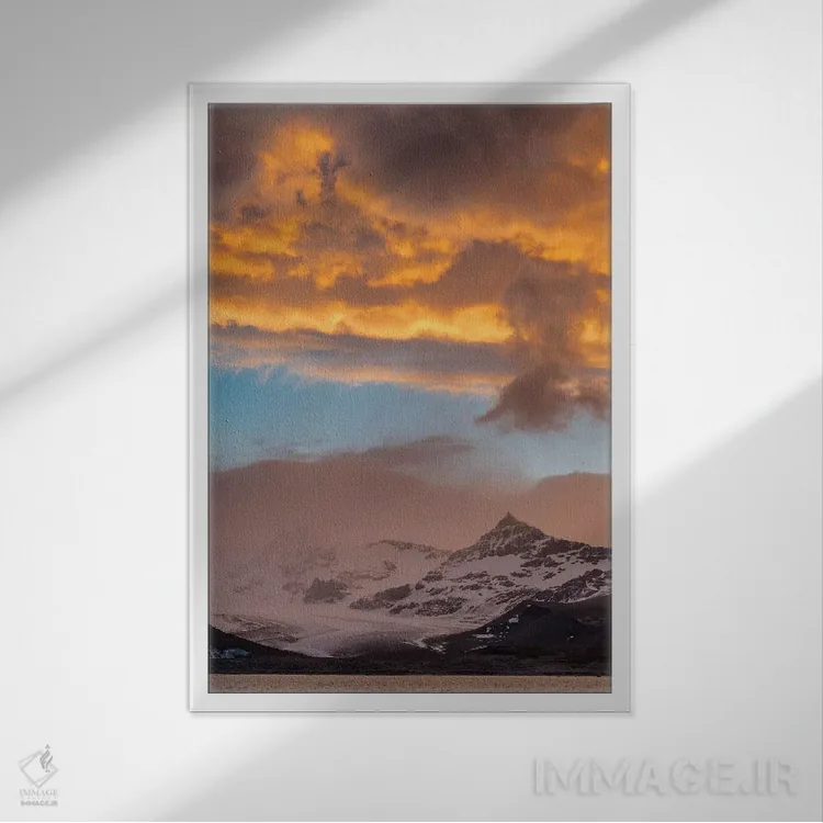 تابلو دکوراتیو خلیج سنت آندرس جزیره جورجیای جنوبی هنگام غروب اثر مارتین زویک - نمای قابدار سفید