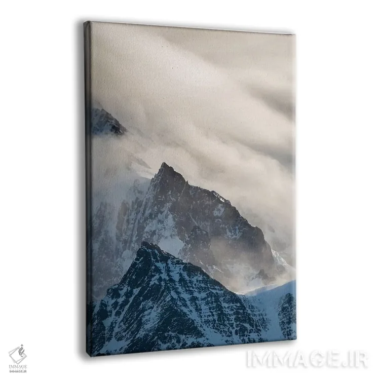 تابلو دکوراتیو ابرهای طوفانی معمولی بر فراز کوه های رشته کوه آلردایس اثر مارتین زویک - نمای پرسپکتیو محصول