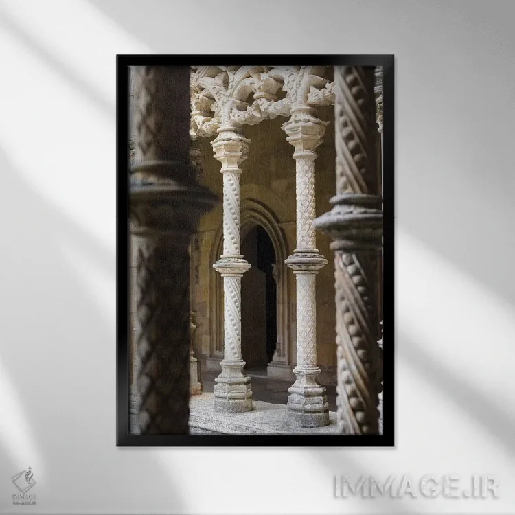 تابلو دکوراتیو the royal cloister. Monastery of Batalha, Mosteiro de Santa… اثر مارتین زویک - نمای قابدار مشکی