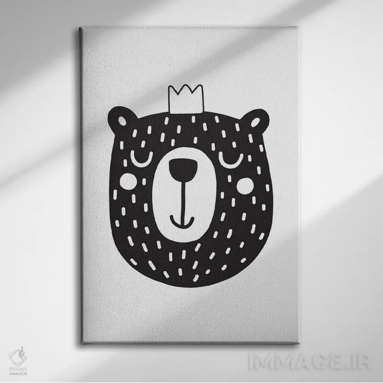 تابلو مینیمال توله خرس اثر نیکول باسک - نمای روبهرو روی دیوار