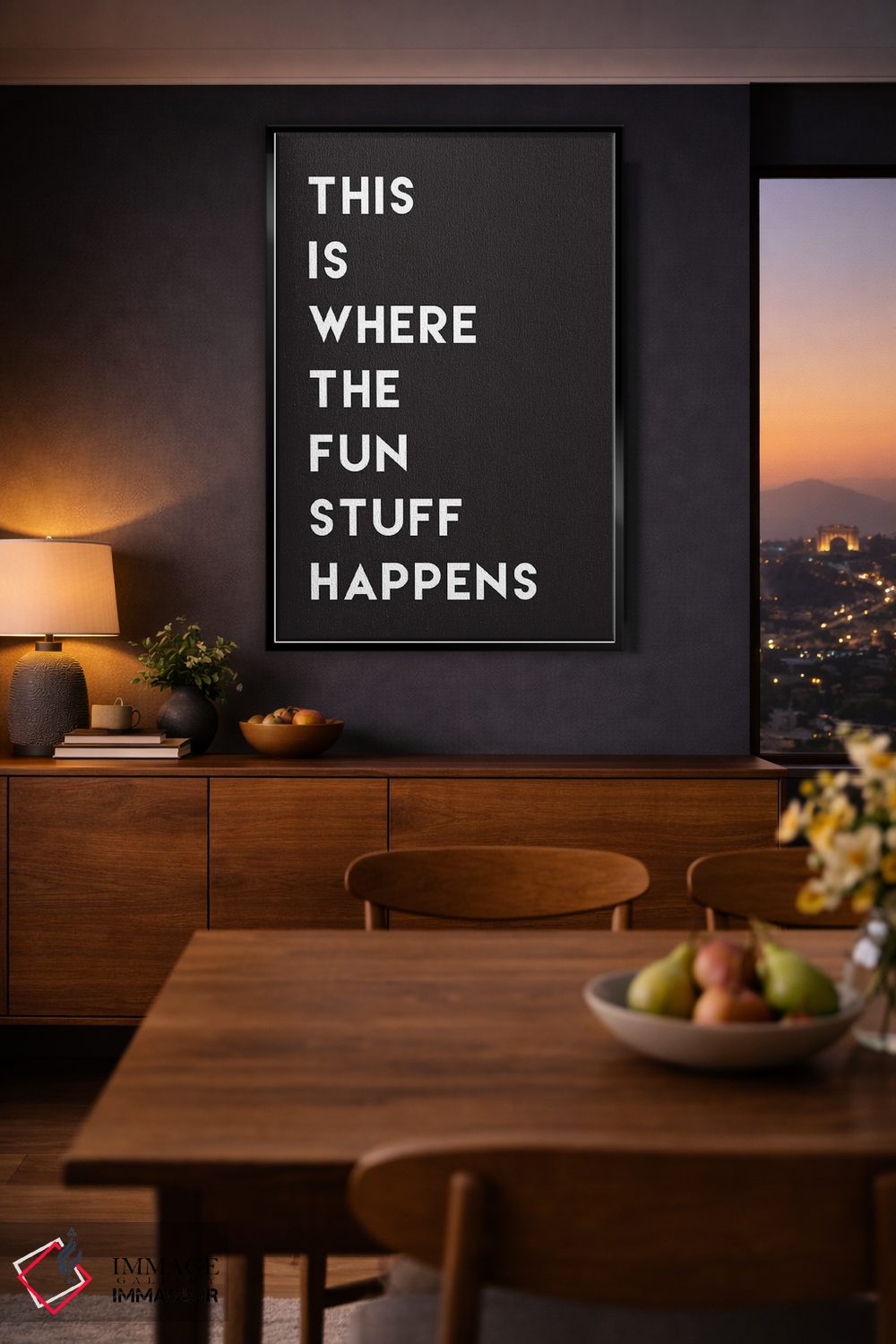 تابلو دکوراتیو اینجا محل اتفاقات هیجان انگیز است، سبک کلاسیک اثر نیکول باسک - D2B