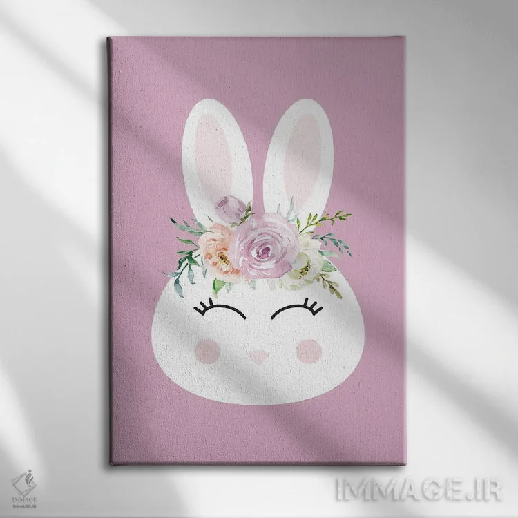 تابلو دکوراتیو خرگوش گل دار اثر نیکول باسک - نمای روبهرو روی دیوار