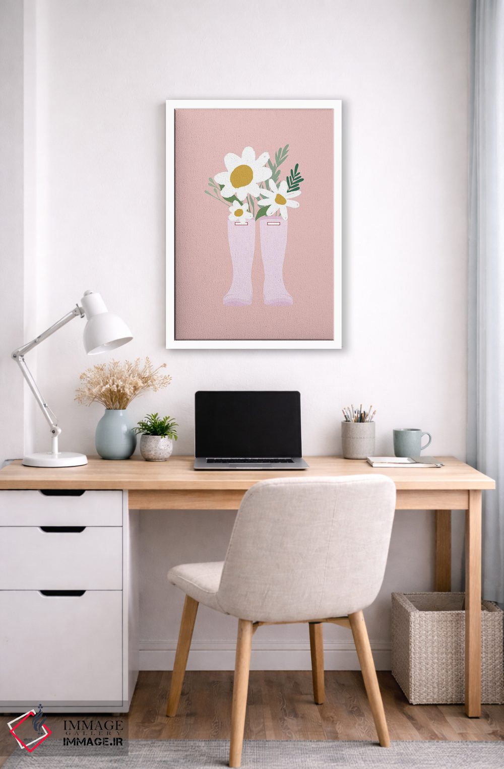 تابلو دکوراتیو گل داوودی ها در چکمه اثر نیکول باسک - D6W