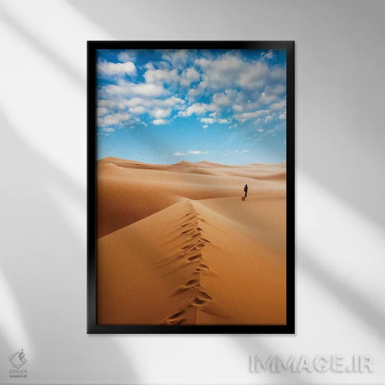 تابلو دکوراتیو Erg Murzuq, Sahara Desert, Fezzan, Libya, North Africa,زن… اثر نیکو تونباوری - نمای قابدار مشکی