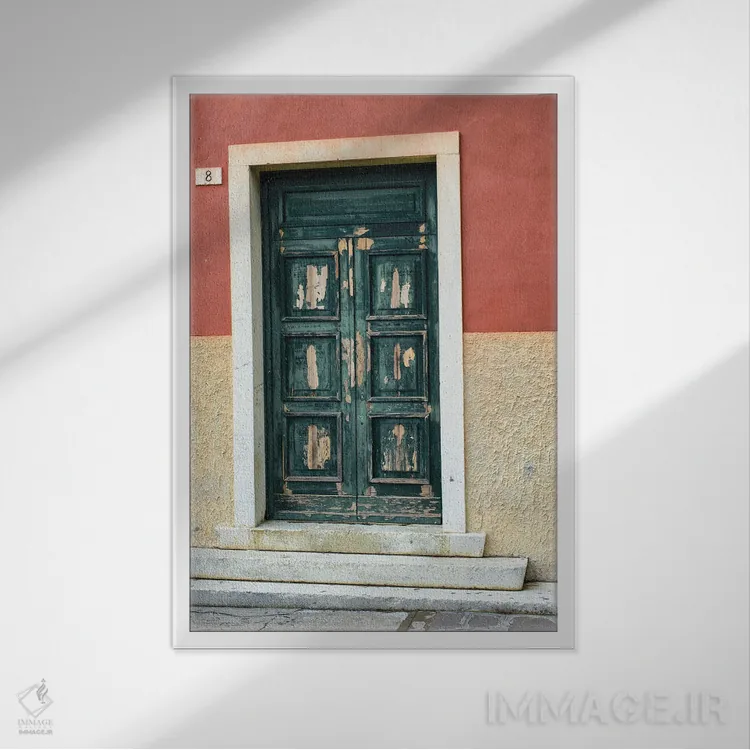 تابلو دکوراتیو تسلیم اثر نانسی کروول - نمای قابدار سفید