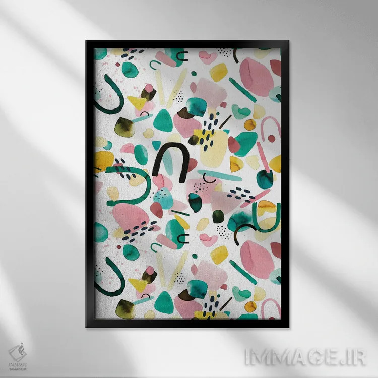 تابلو انتزاعی قطعات هندسی آبرنگی سبز و صورتی اثر نینولا دیزاین - نمای قابدار مشکی