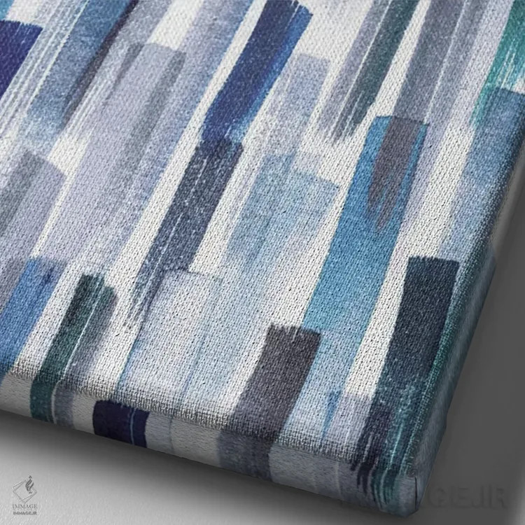 تابلو انتزاعی ضربه قلم های رنگی نیلی اثر نینولا دیزاین - نمای نزدیک بافت بوم