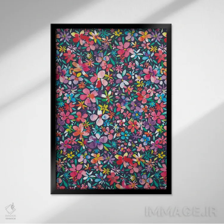 تابلو انتزاعی گل و گلبرگ های رنگی سرمه ای اثر نینولا دیزاین - نمای قابدار مشکی