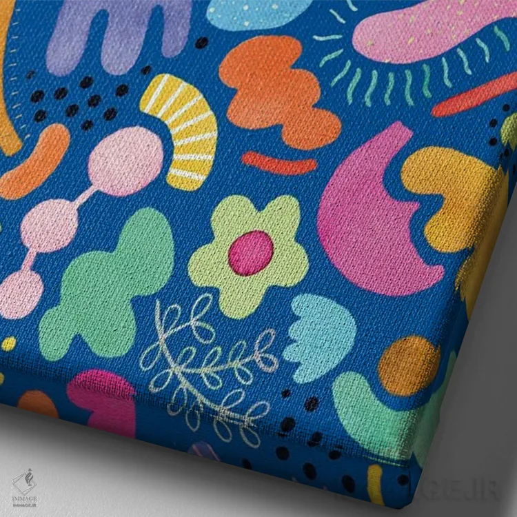 تابلو انتزاعی طرح انتزاعی سرزنده آبی کبالت اثر نینولا دیزاین - نمای نزدیک بافت بوم