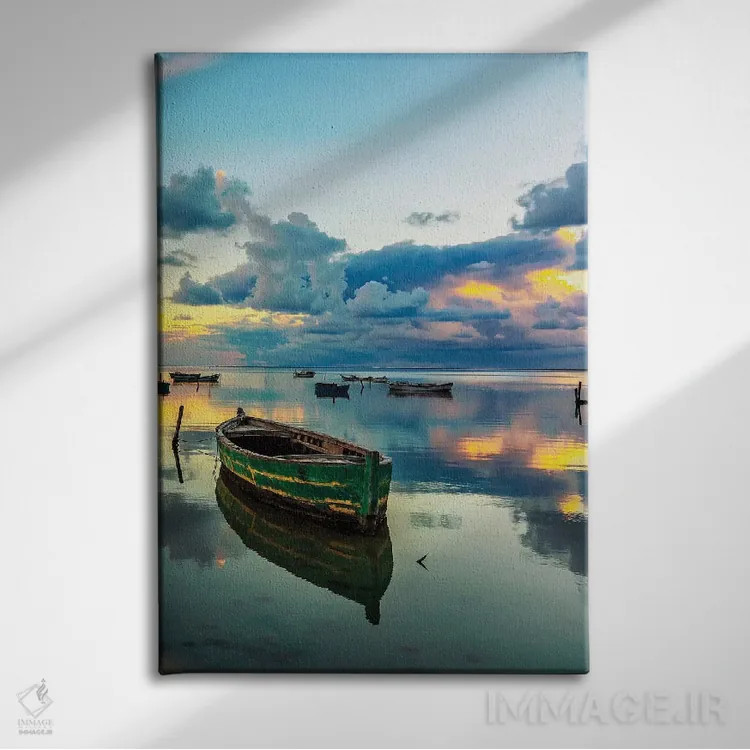 تابلو دکوراتیو دریای اژه اثر نجدت دوزن - نمای روبهرو روی دیوار