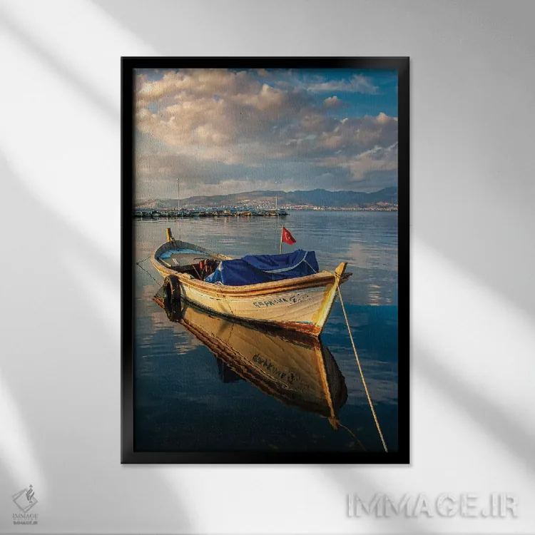 تابلو دکوراتیو انعکاس آبی اثر نجدت دوزن - نمای قابدار مشکی