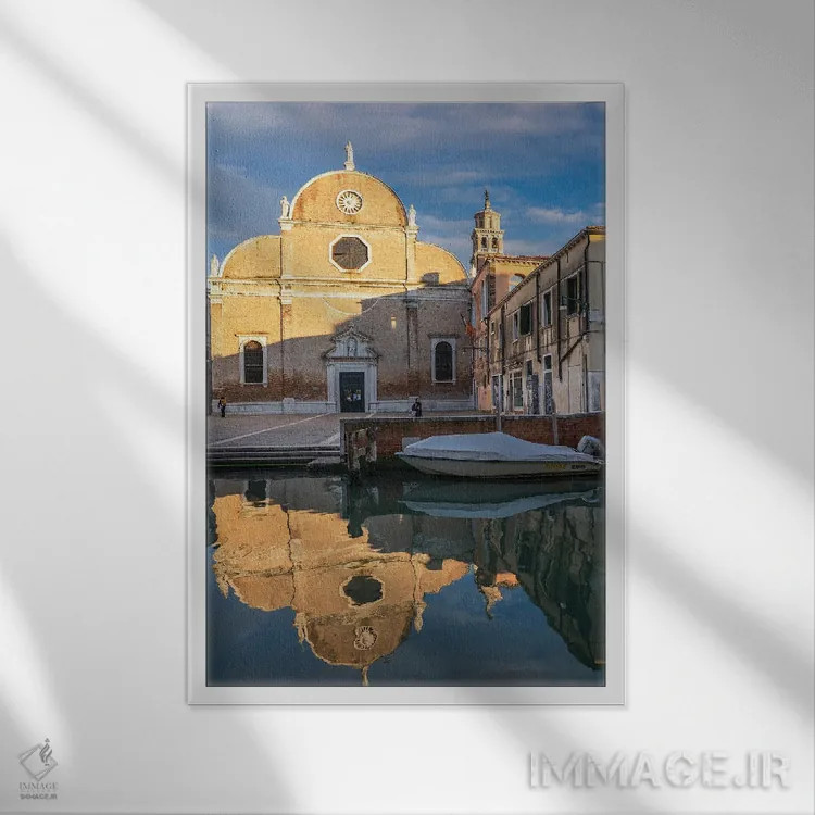 تابلو دکوراتیو نور در ونیز اثر نجدت دوزن - نمای قابدار سفید