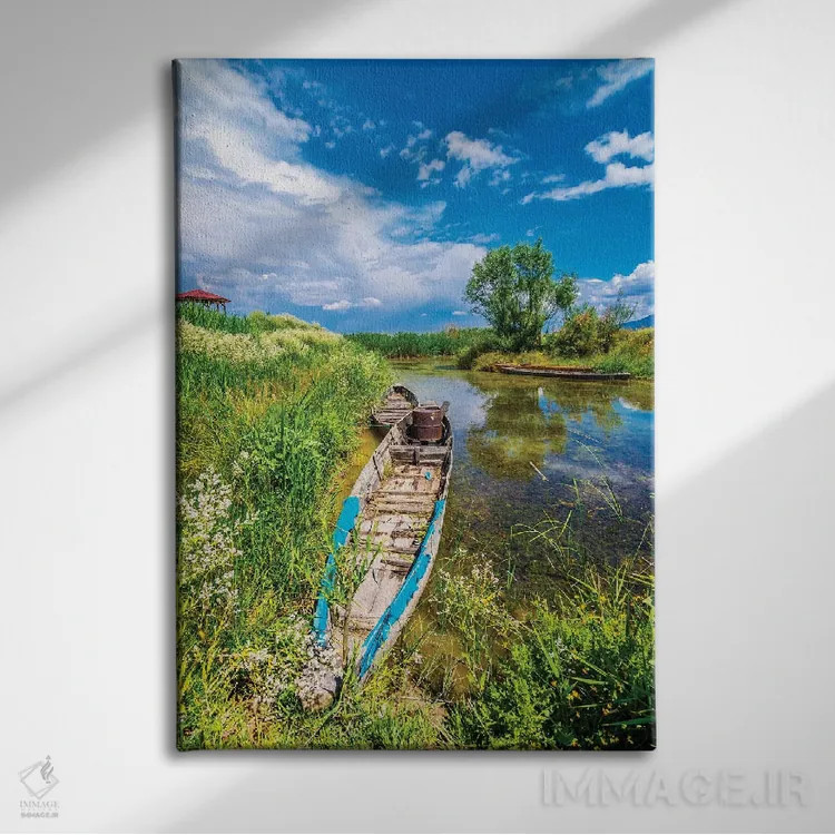 تابلو دکوراتیو دریاچه ابر I اثر نجدت دوزن - نمای روبهرو روی دیوار