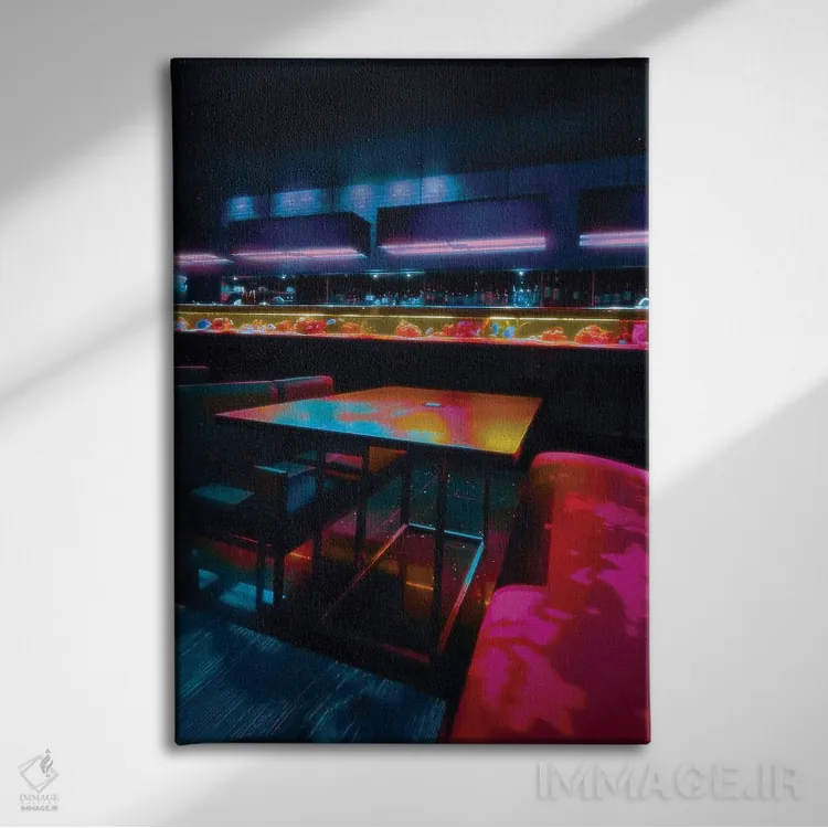 تابلو دکوراتیو نئو نوآر اثر نیتن هد - نمای روبهرو روی دیوار