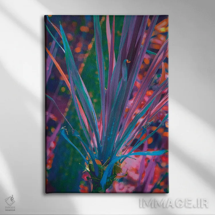 تابلو دکوراتیو شهاب سنگ منشوری اثر نیتن هد - نمای روبهرو روی دیوار