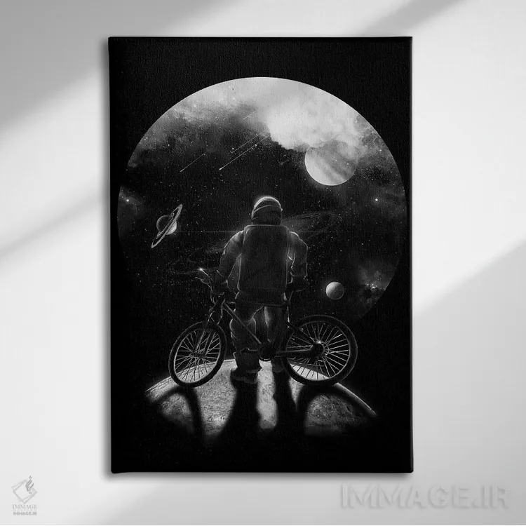 تابلو دکوراتیو رفت وآمدکننده اثر نایس بلید - نمای روبهرو روی دیوار