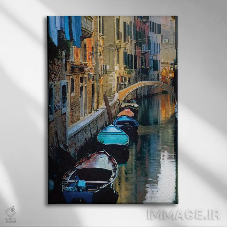تابلو دکوراتیو Venice, Italy,عصر تنبل، ونیز، ایتالیا اثر جیم نیلسن - نمای روبهرو روی دیوار