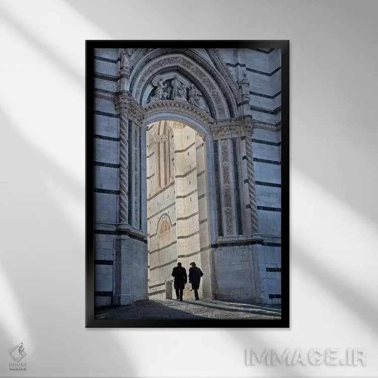 تابلو دکوراتیو Siena, Italy,زمان ناهار، سیه نا، ایتالیا اثر جیم نیلسن - نمای قابدار مشکی