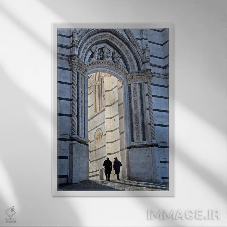 تابلو دکوراتیو Siena, Italy,زمان ناهار، سیه نا، ایتالیا اثر جیم نیلسن - نمای قابدار سفید