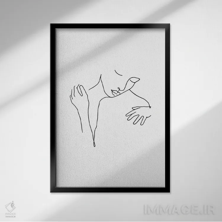 تابلو مینیمال آغوش اثر نینهول - نمای قابدار مشکی