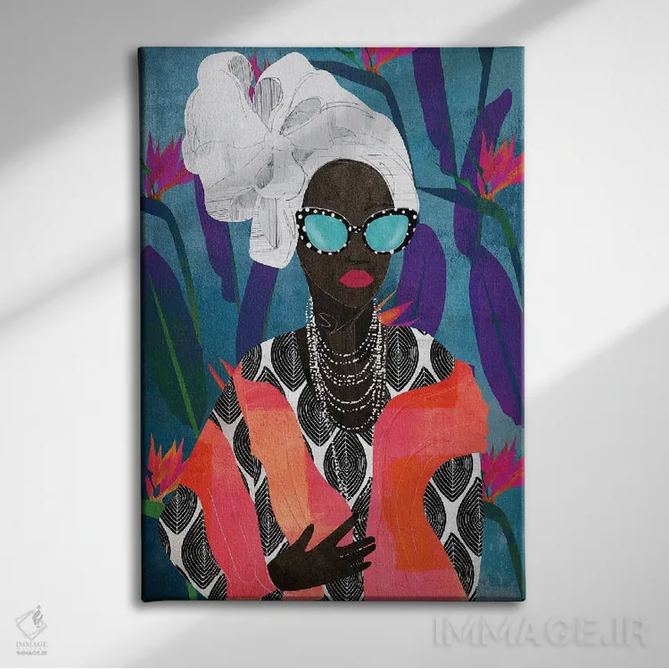 تابلو دکوراتیو زن مدرن با توربان اثر نیکی چو - نمای روبهرو روی دیوار