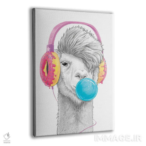 تابلو دکوراتیو لاما با هدفون اثر نیکیتا کورنکوف - نمای پرسپکتیو محصول