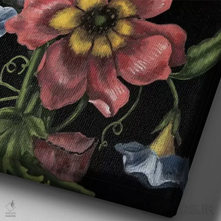 تابلو دکوراتیو گل های تیره یک اثر نائومی مک کاویت - نمای نزدیک بافت بوم