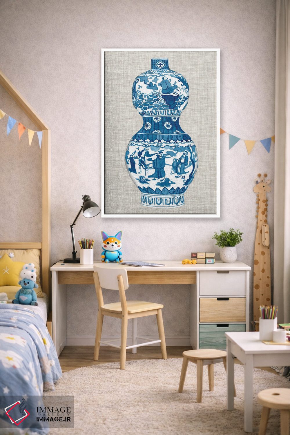 تابلو دکوراتیو گلدان مینگ روی کتان چهارم اثر نائومی مک کاویت - D1W