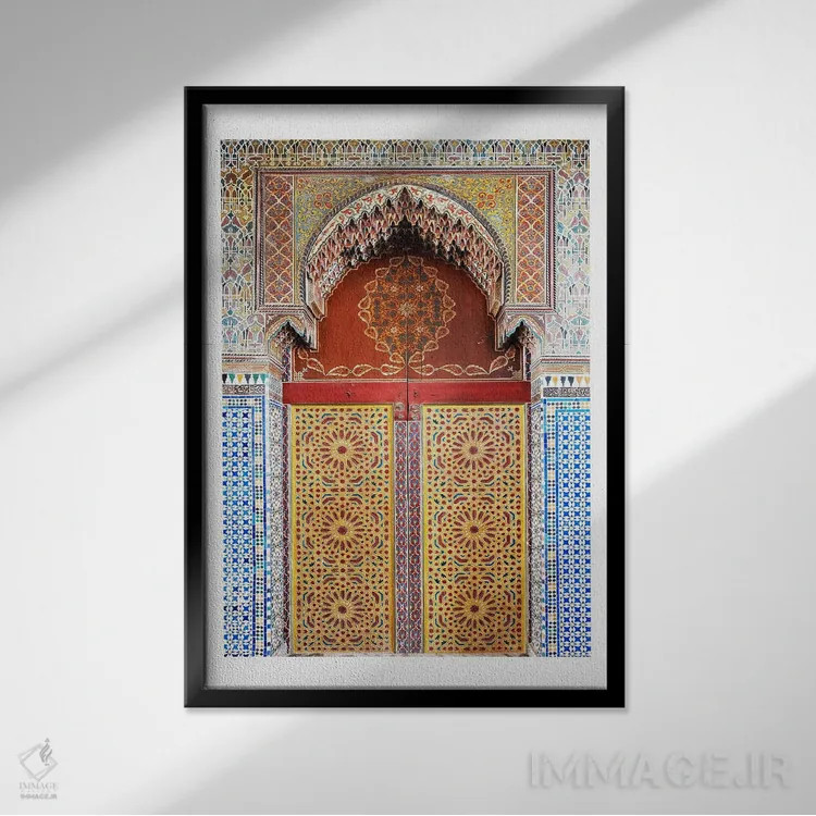 تابلو دکوراتیو درب موزاییکی مراکشی اثر نائومی دیویس - نمای قابدار مشکی