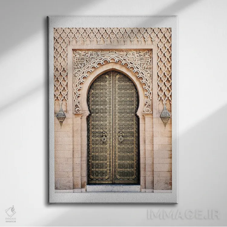 تابلو دکوراتیو درب طرح دار مراکشی اثر نائومی دیویس - نمای روبهرو روی دیوار