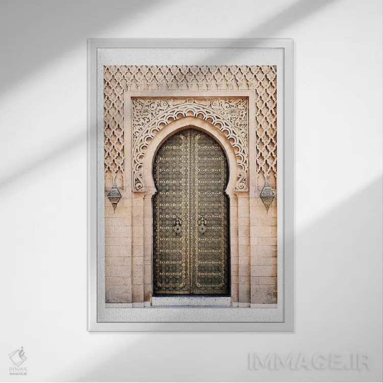 تابلو دکوراتیو درب طرح دار مراکشی اثر نائومی دیویس - نمای قابدار سفید