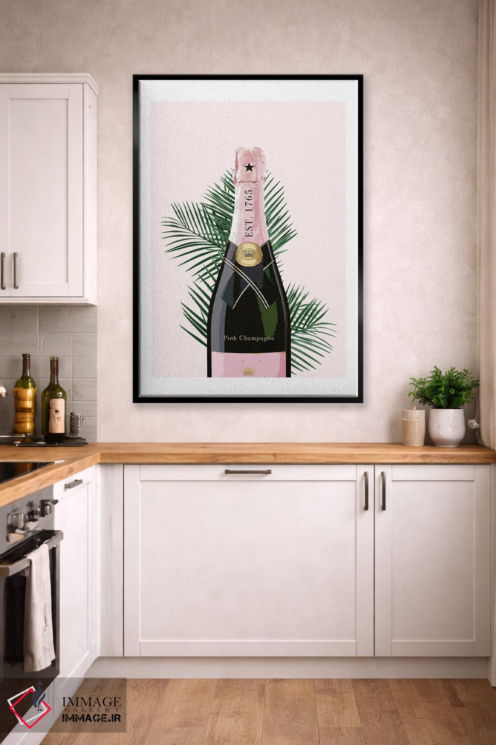 تابلو دکوراتیو بطری شامپاین صورتی اثر نائومی دیویس - D2B
